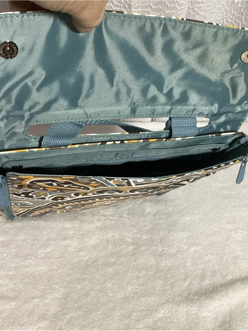Thirty One Hanging Traveler Case Paisley Toiletry Bag Organizer NWOT Snap Close